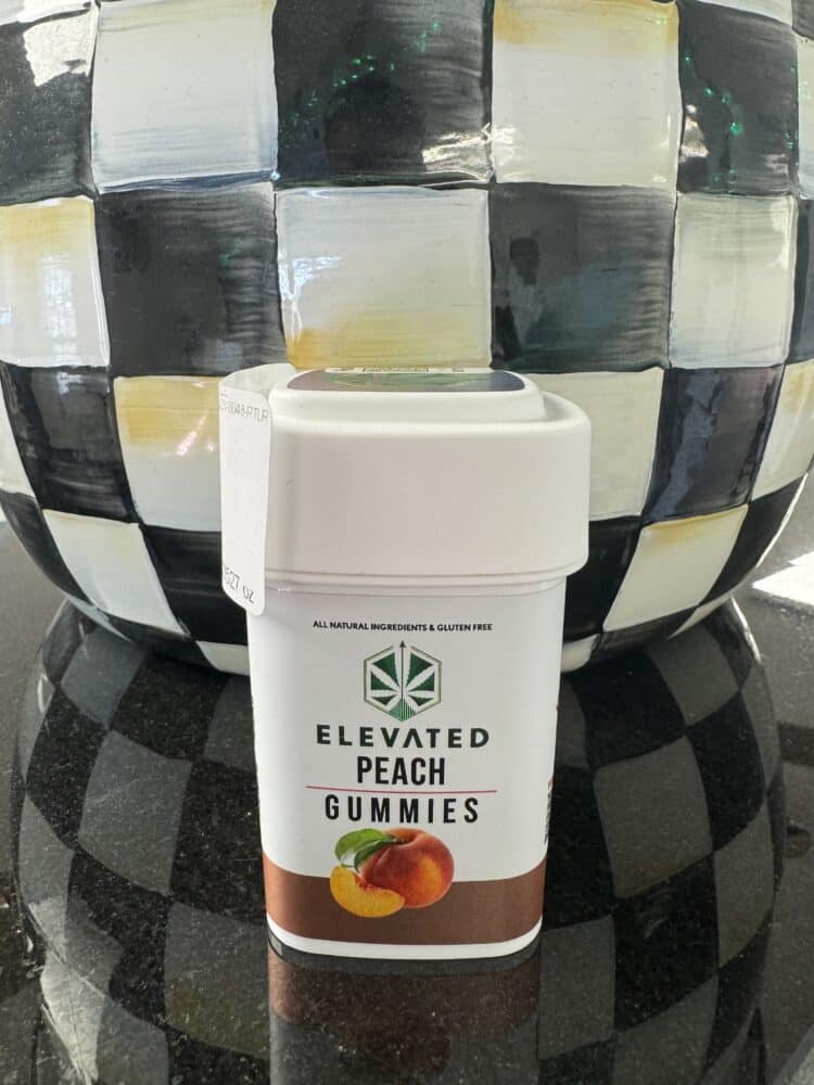Elevated Peach (H) 100mg Gummies